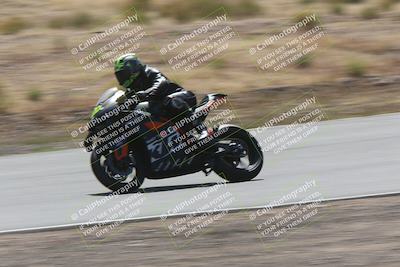 media/Apr-20-2025-AHRMA (Sun) [[393a79c373]]/Race/Group 10/Turn 4b/